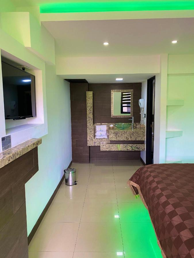 Hotel Fiesta ロサリト エクステリア 写真